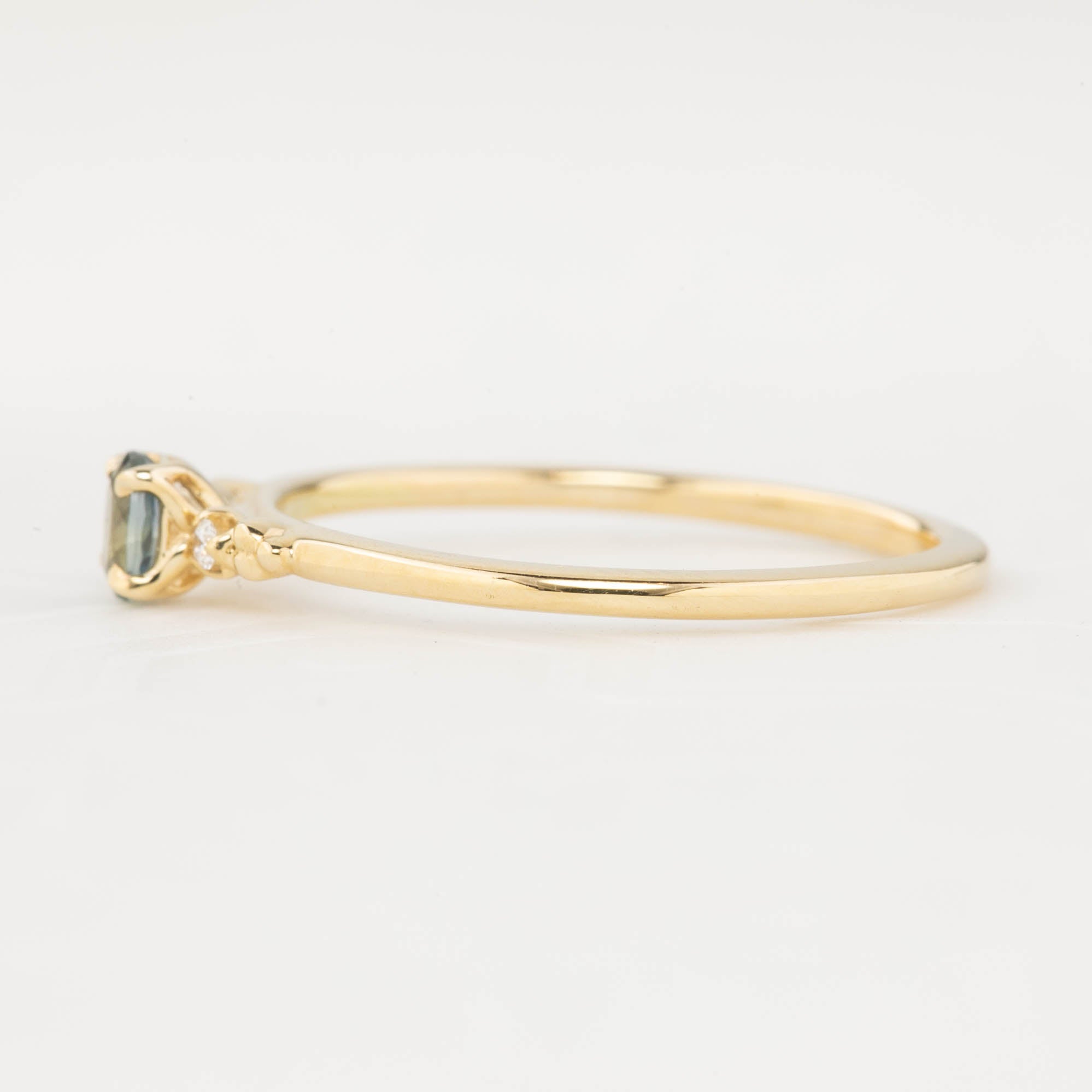 Estel Ring, 0.20ct Unheated Sapphire of your choice, oval shape gemstone