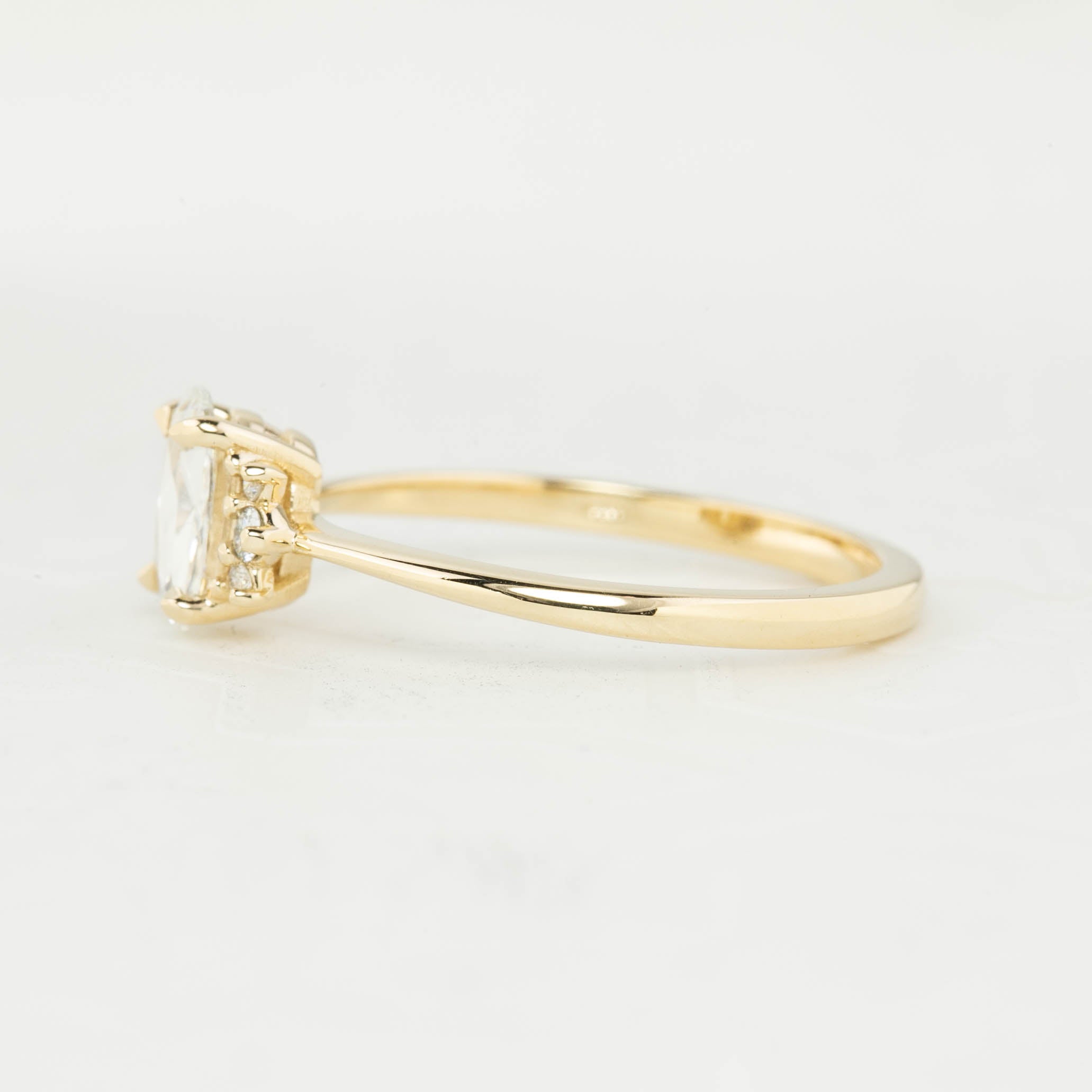 Lena Oval Rose Cut Diamond Ring