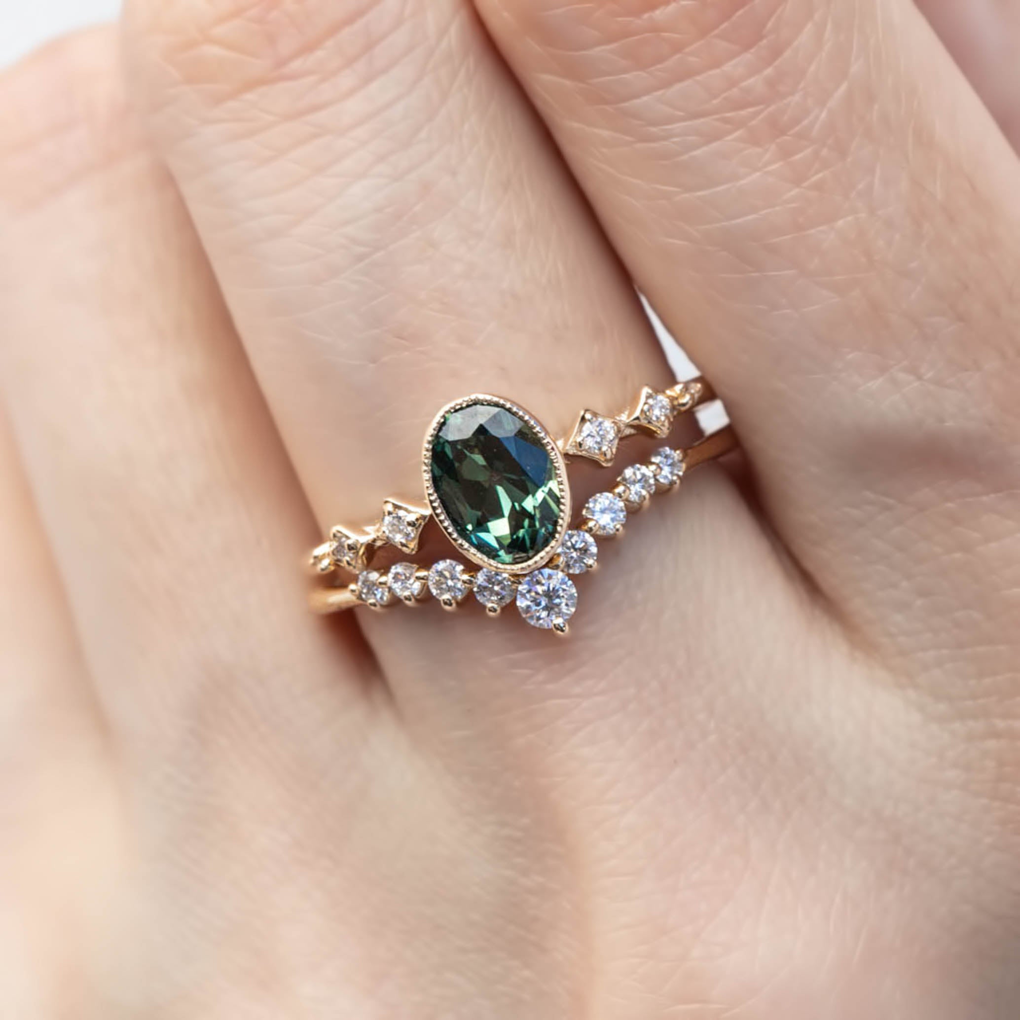 Celeste Ring, 1.03ct Queensland Sapphire, oval shape gemstone